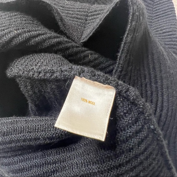 Kate Spade 100% Wool sweater dress with bow - Picture 5 of 5